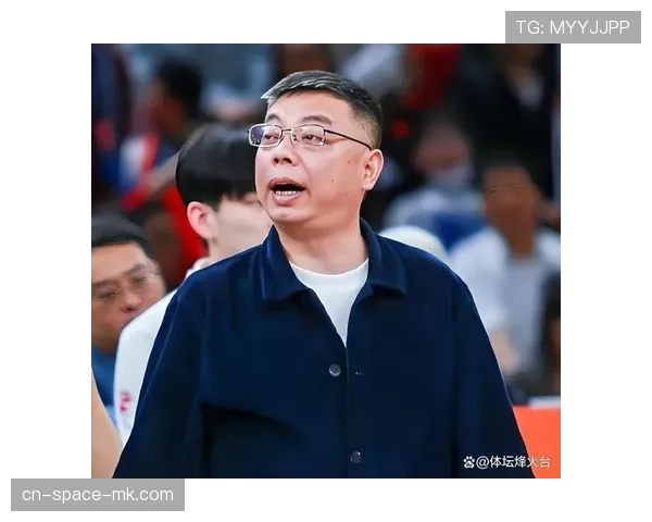 浙江稠州赛前训练课重点演练破联防，王世龙强调减少开局慢热问题